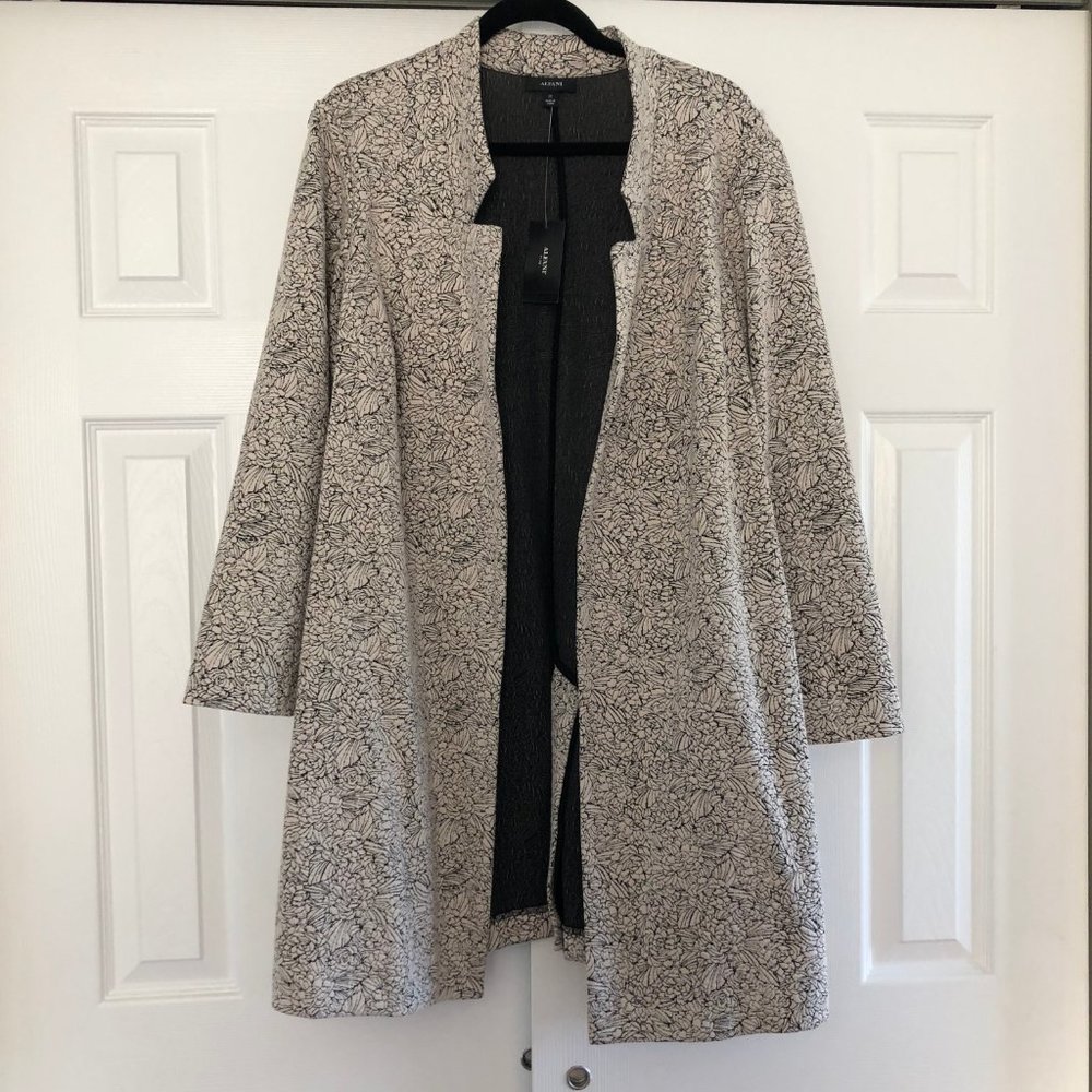 NWT - Alfani Long Floral Print Knit Jacket (Size 2x)